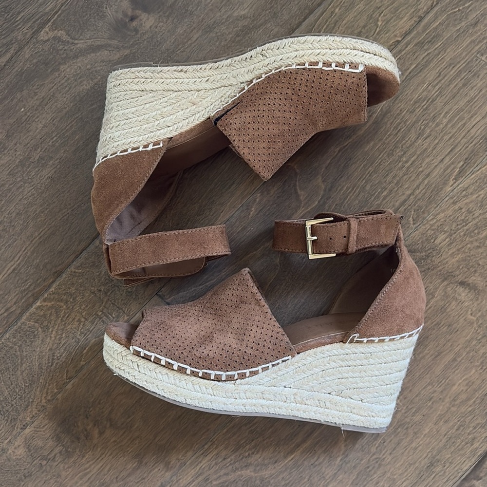 Altar’d State Marie Peep Toe Platform Faux Suede  Wedges Chestnut Brown Size 10